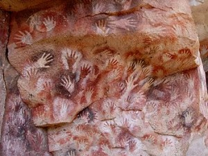 Wikipedia 350px-SantaCruz-CuevaManos-P2210651b